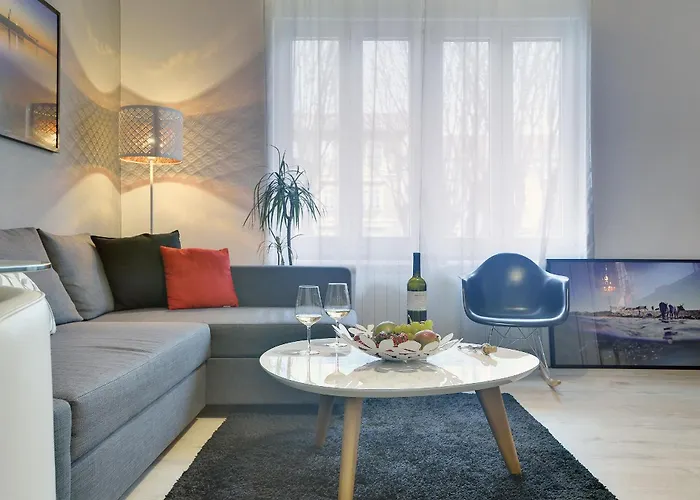 Apartament D&a Center With Free Parking *