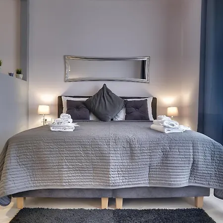 D&a Center With Free Parking