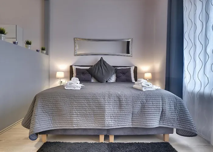 D&a Center With Free Parking